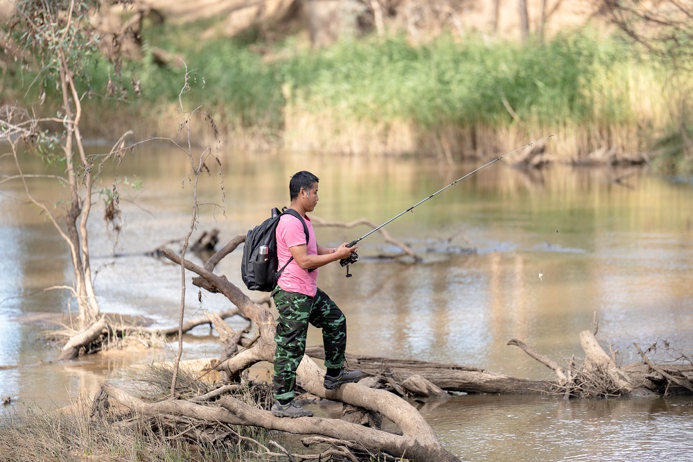 New project supports former refugees to continue fishing - Bendigo  Community Health Service