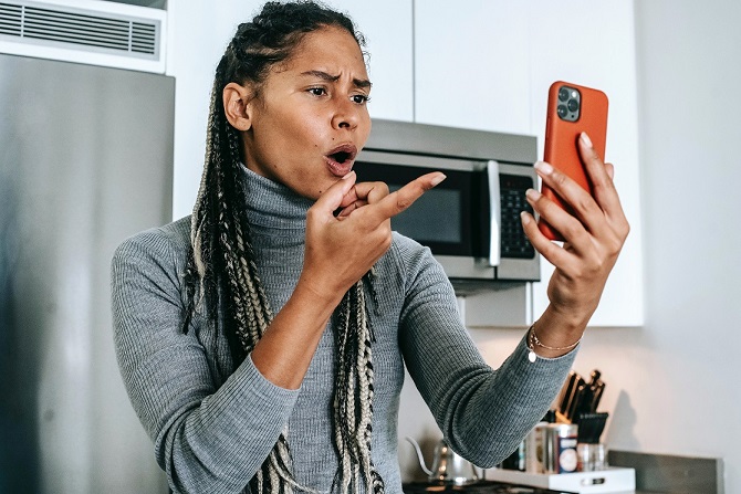 phone_anger_web